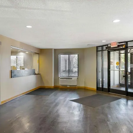 Extended Stay America Suites - Philadelphia - Airport - Bartram Ave-3